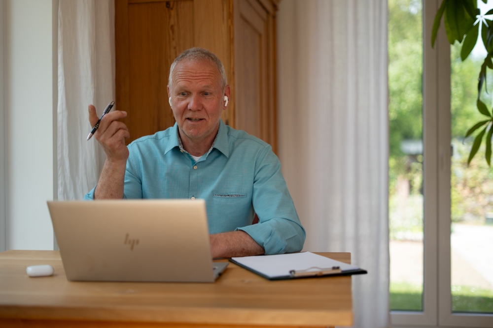 Online Coaching durch Männercoach Dr. Hans Glattkowski